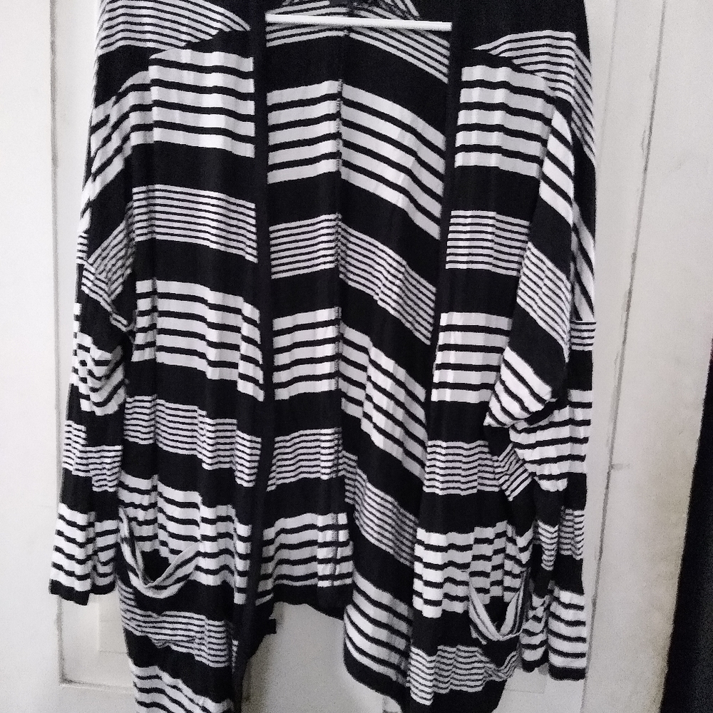 Premier Studio 3/4 sleeve cardigan